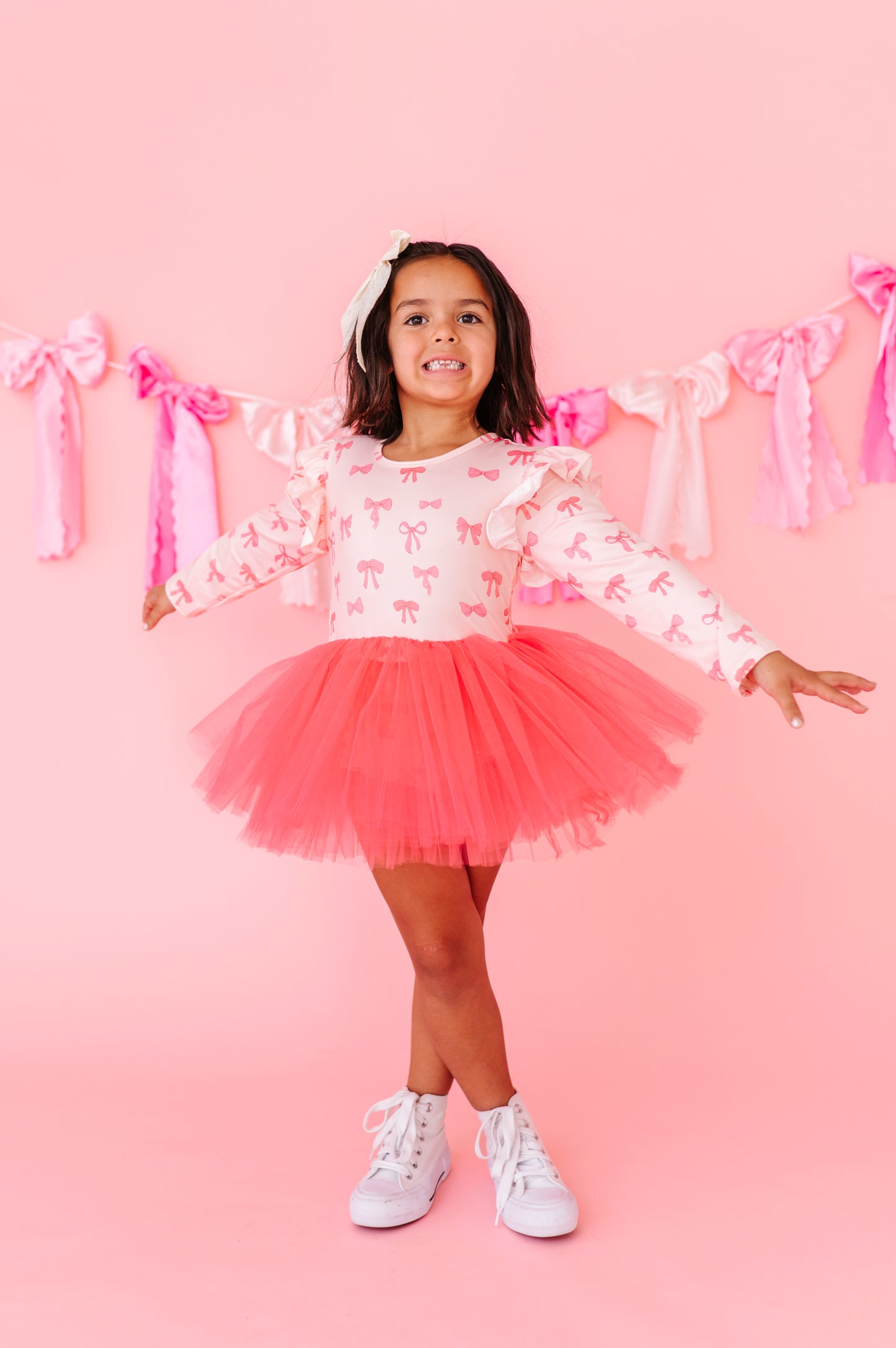 Pink with bows tutu leo