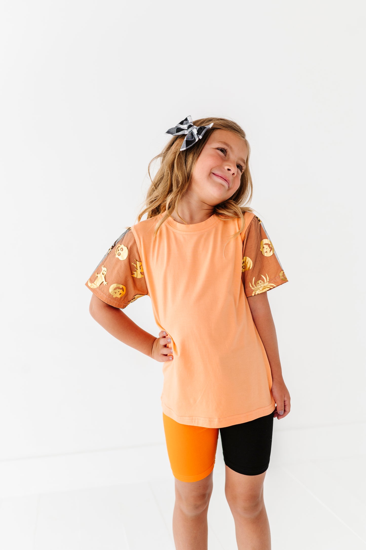 Mesh sleeve pumpkin tee