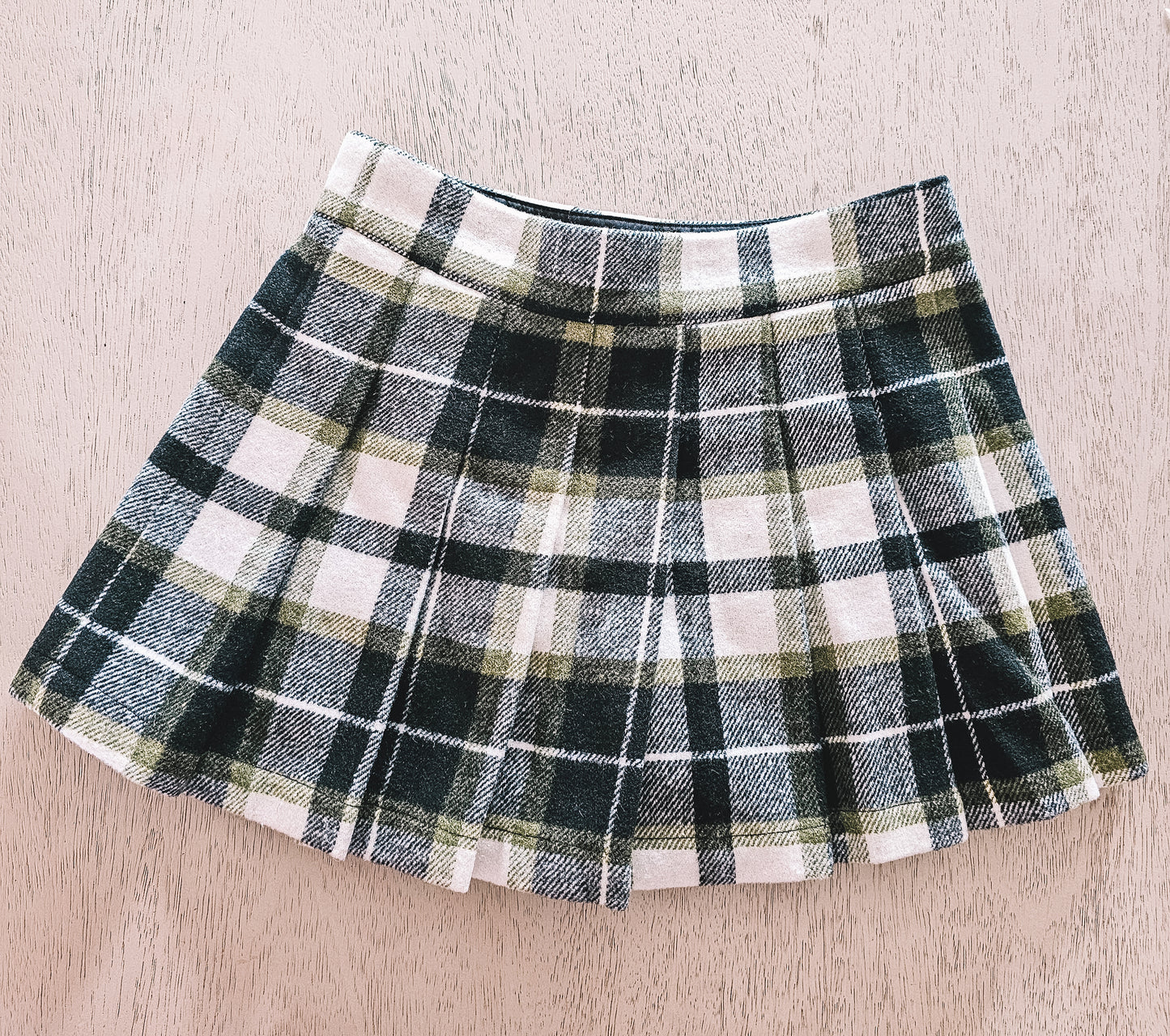 Plaid pleated skort