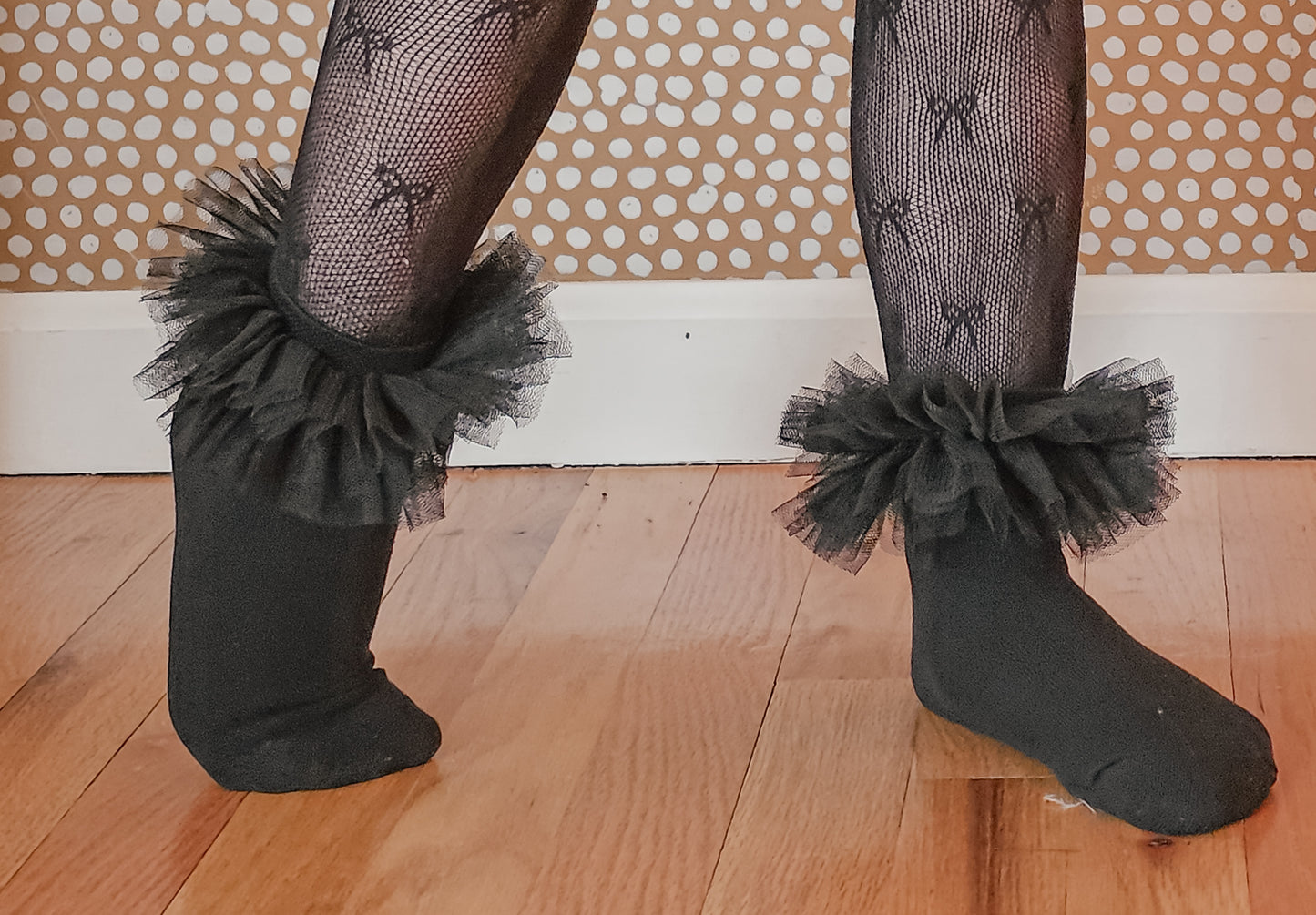 Black ruffle socks