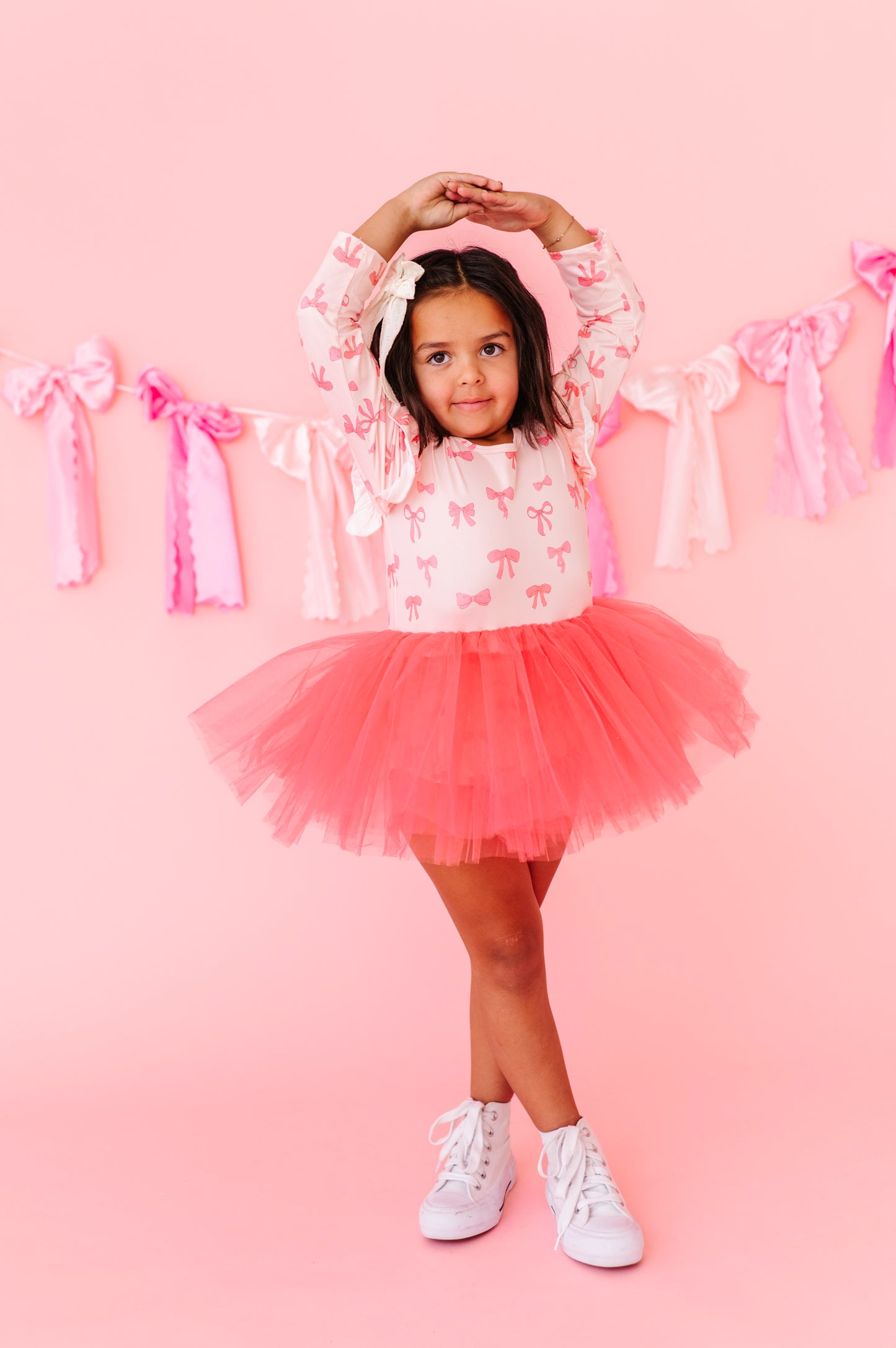 Pink with bows tutu leo